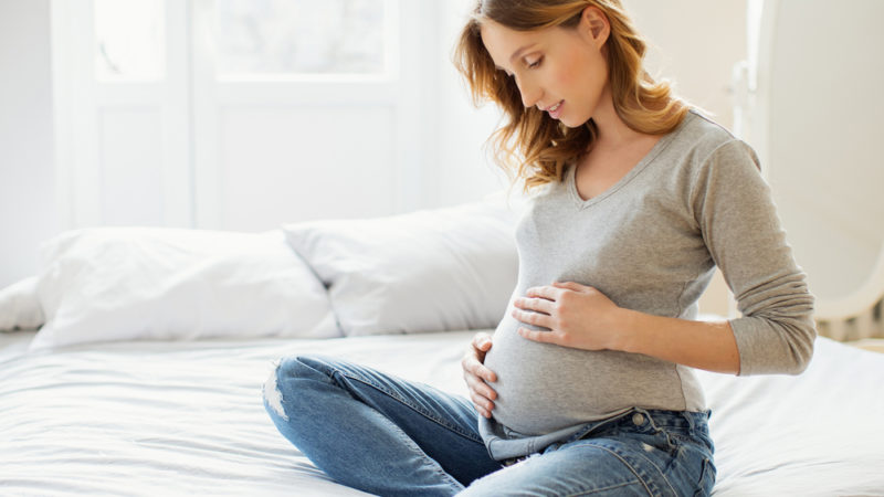 Aké sú typické príznaky zdravého tehotenstva a kedy naopak hrozia problémy?